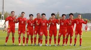 德州扑克高手在防自己（德扑高手的首要策略：先防自己的失误）